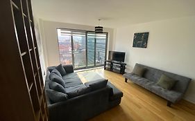 Eejs Beautiful 2 Bed Apartment - Sheffield Centre